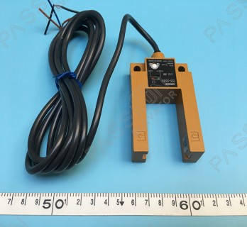 OMRON Proximity sensor E3S-GS3E4