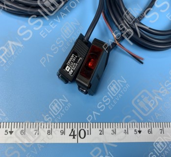 OMRON Photoelectric Switch E3Z-T81-L E3Z-T81-D