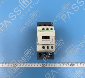 Schneider Contactor LC1D38U7C