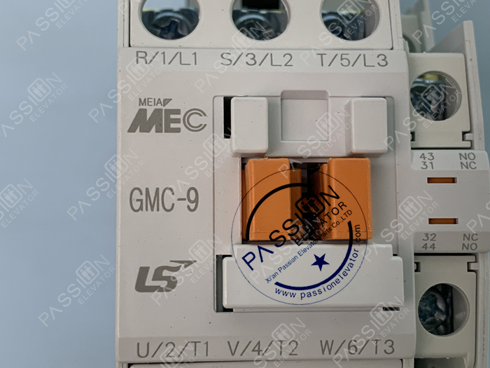 M-3.jpg