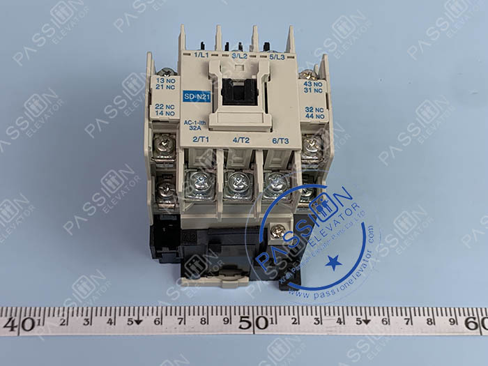 M-2.jpg